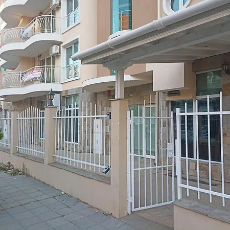 Silversprings Lucie Slantchev Briag