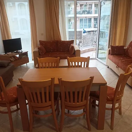 Silversprings Lucie * סאני ביץ'