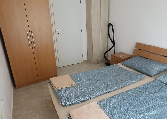 Silversprings Lucie סאני ביץ'