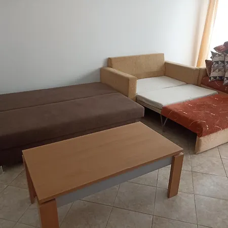 Silversprings Lucie Apartment Slantschew brjag